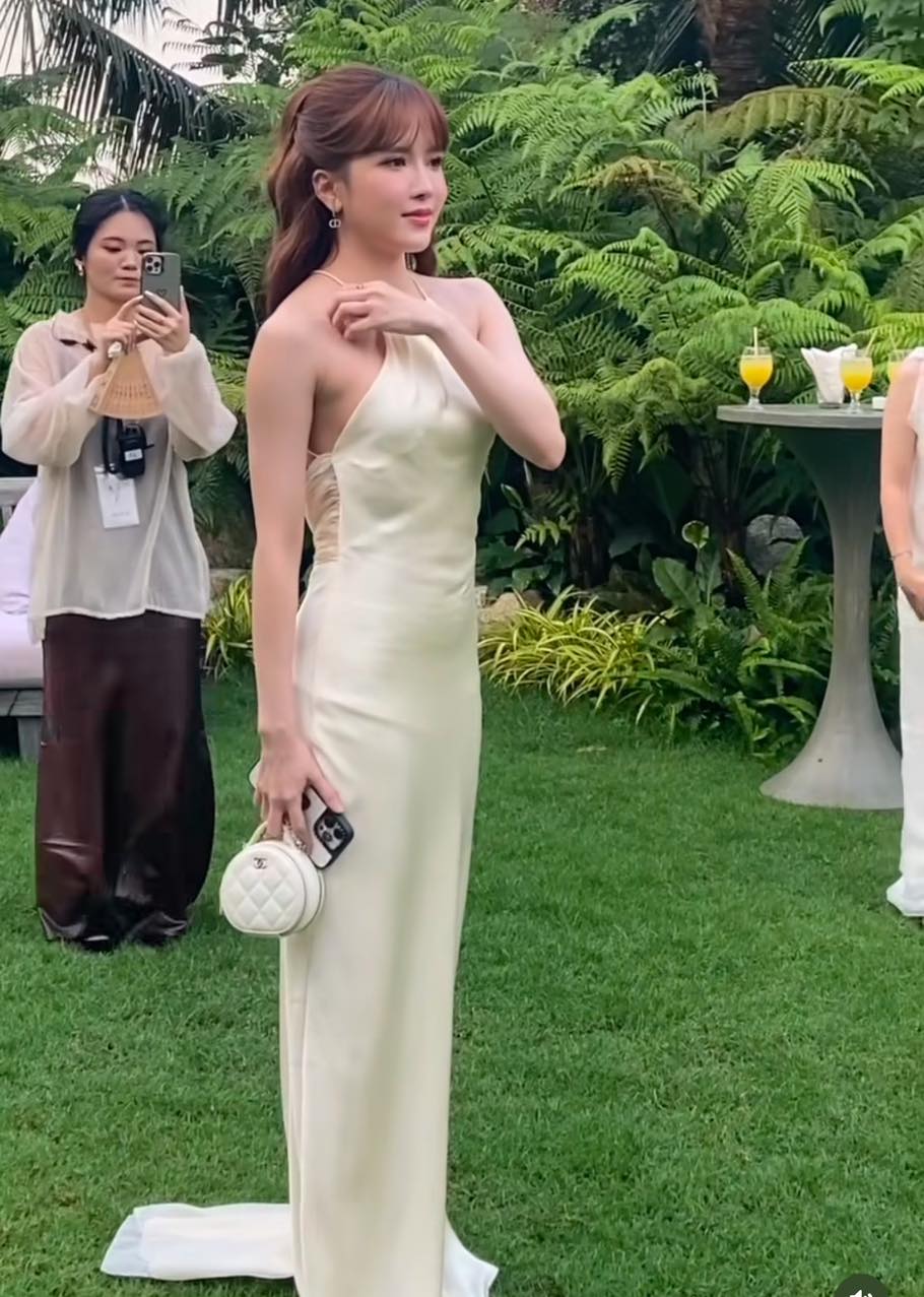 Vũ Cát Tường rơi nước mắt khi thổ lộ ước nguyện, dàn sao đình đám xuất hiện trong lễ thành đôi - Ảnh 6.
