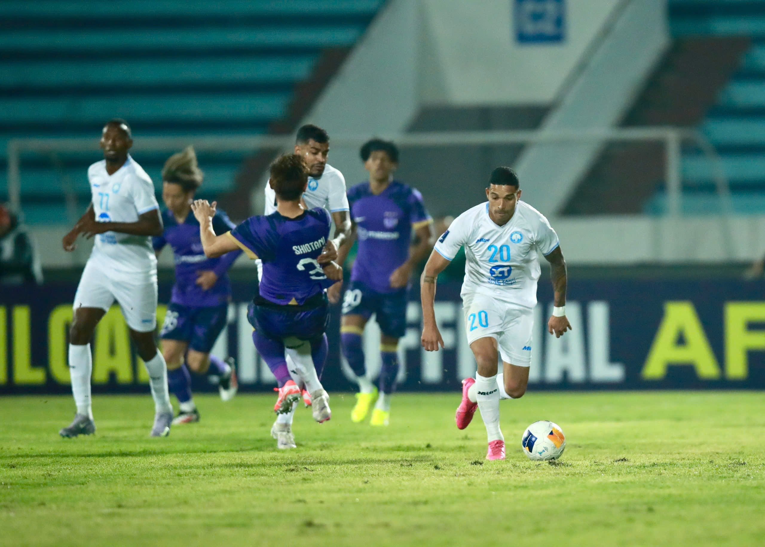 CLB Sanfrecce Hiroshima có chiến thắng trước CLB Thép Xanh Nam Định - Ảnh 2.