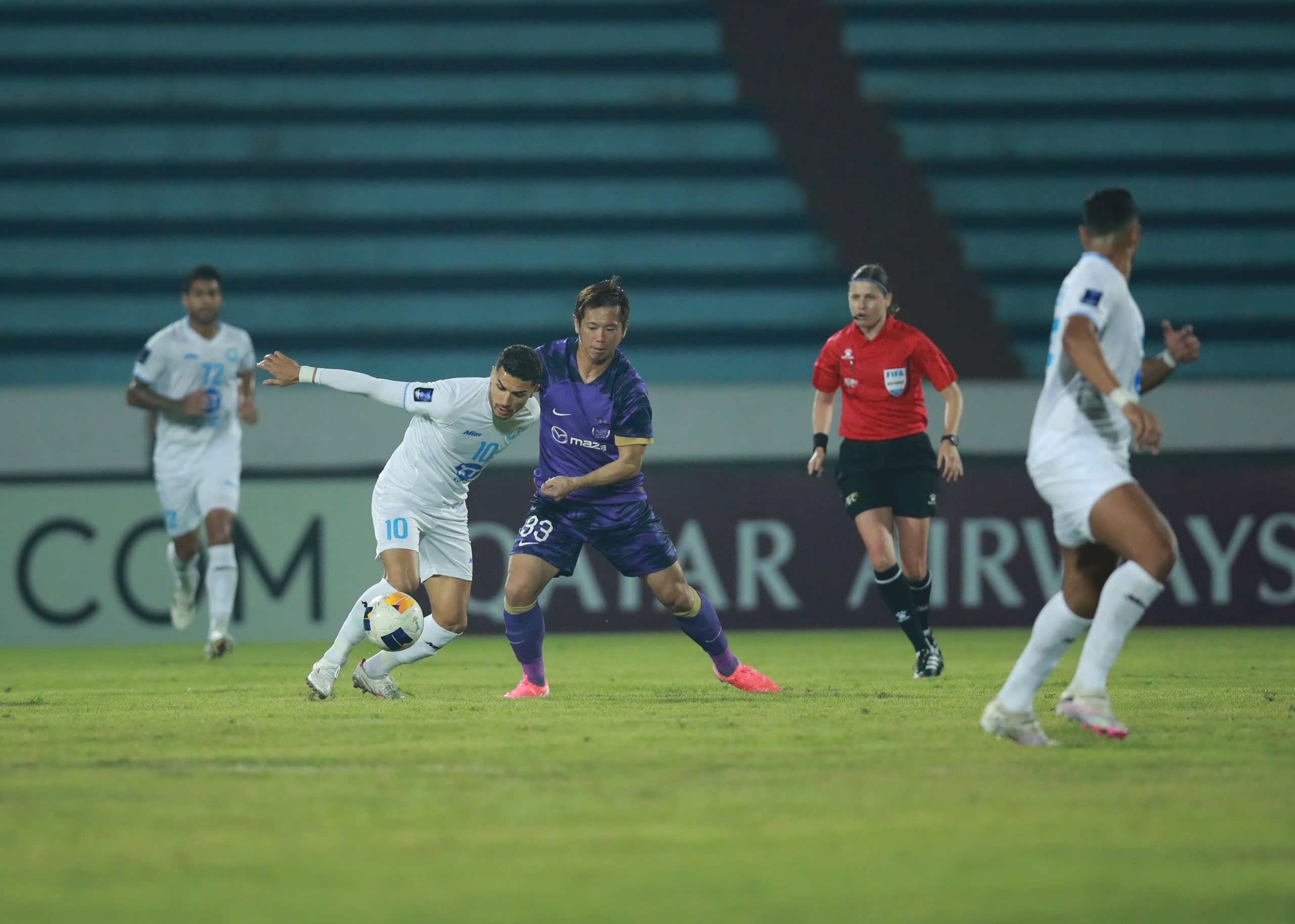 CLB Sanfrecce Hiroshima có chiến thắng trước CLB Thép Xanh Nam Định - Ảnh 12.