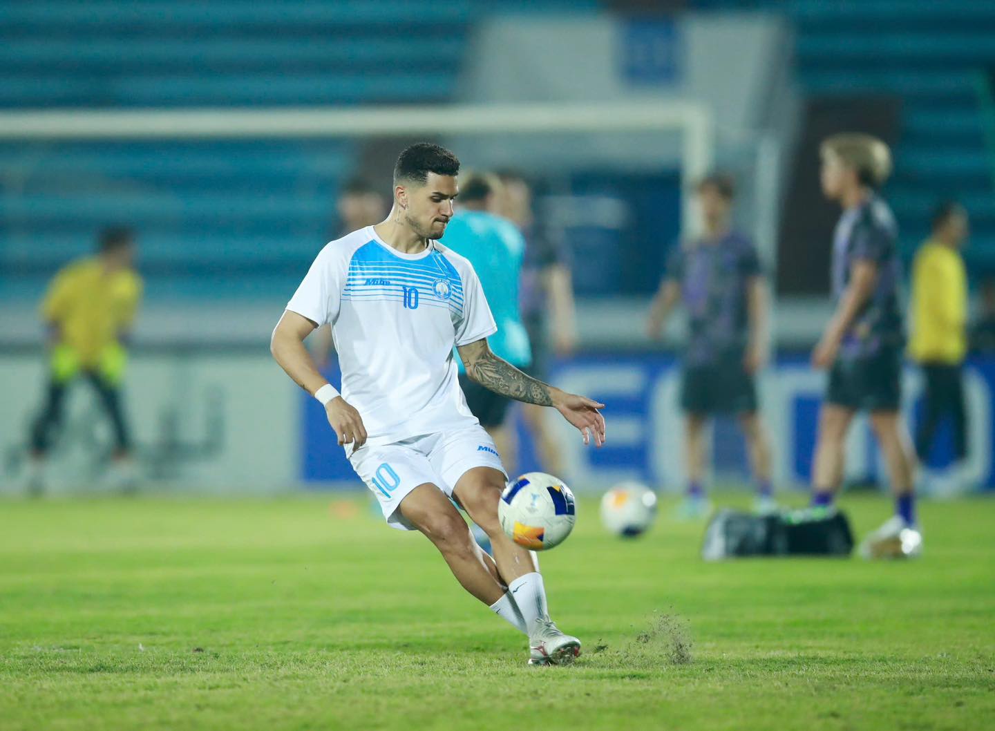 Tin sáng (15/2): Hendrio lấy quốc tịch, cùng ĐT Việt Nam dự ASEAN Cup 2026? - Ảnh 1.