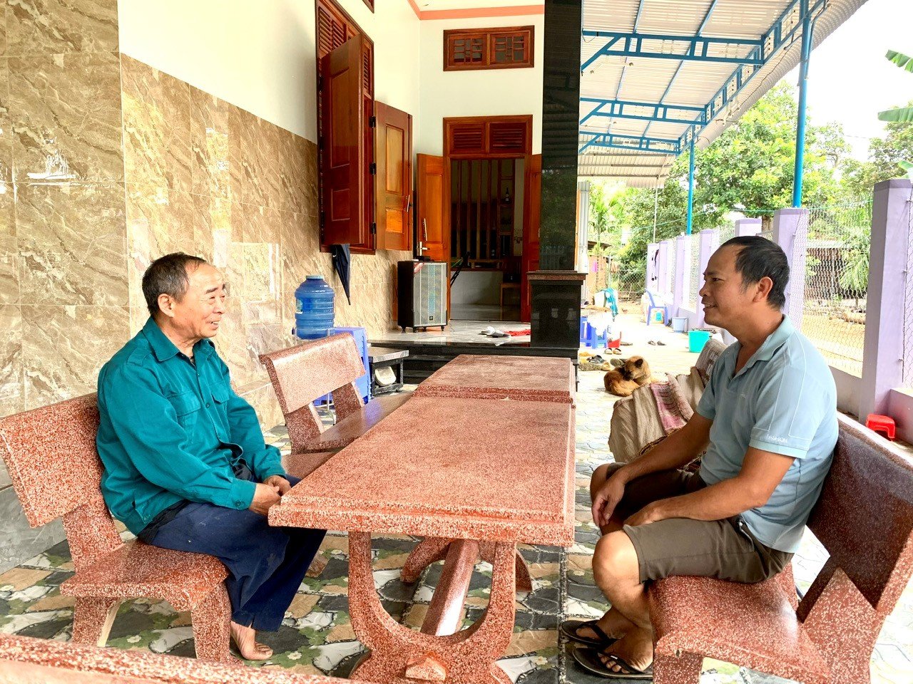 Cách một huyện vùng sâu của Đắk Lắk "tiếp sức" người dân cải thiện sinh kế, giảm nghèo bền vững - Ảnh 2.