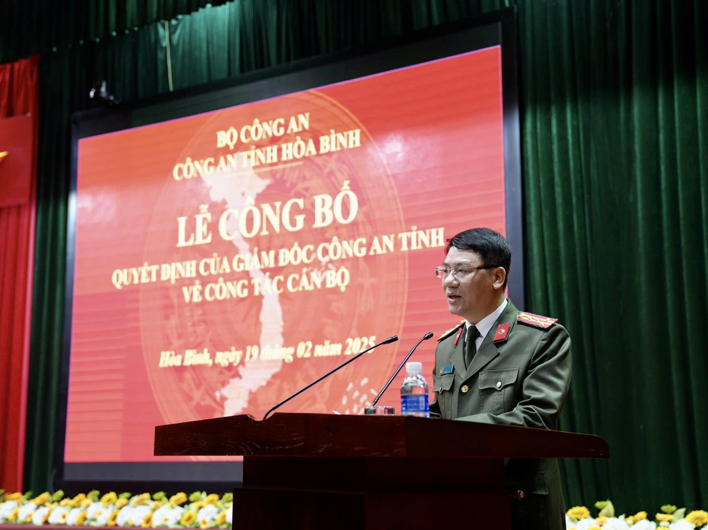 26 đại tá, thượng tá Công an tỉnh Hòa Bình xin nghỉ hưu trước tuổi - Ảnh 4.