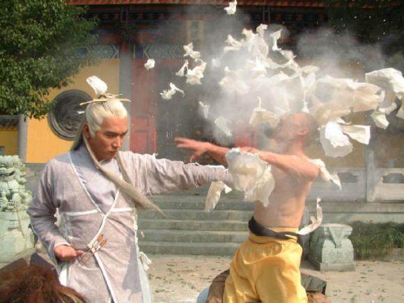 Nữ cao thủ sở hữu kiếm pháp "phi thường độc nhất" trong kiếm hiệp Kim Dung là ai? - Ảnh 3.