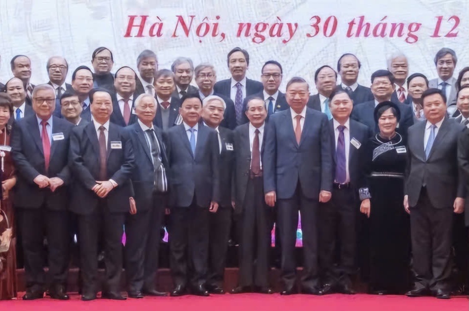 Vị thế và uy tín quốc tế của Đảng Cộng sản Việt Nam  từ góc nhìn lịch sử    - Ảnh 4.