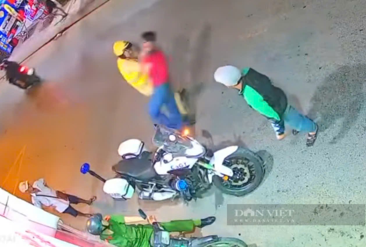 Người đàn ông bị CSGT Bình Chánh quật ngã ra đường là thanh tra xây dựng phường ở quận 5  - Ảnh 1.