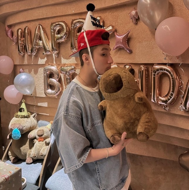 Điểm giống nhau giữa Jennie và Sơn Tùng M-TP - Ảnh 3.