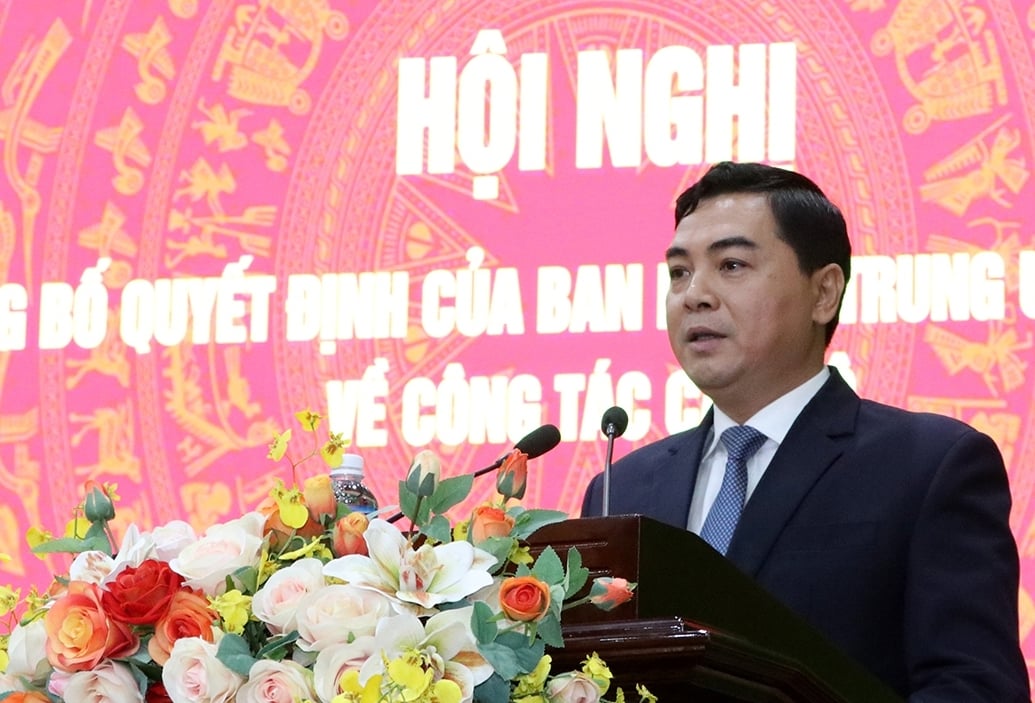chuyển đổi số là nhiệm vụ quan trọng hàng đầu ở Bình Thuận - Ảnh 1.