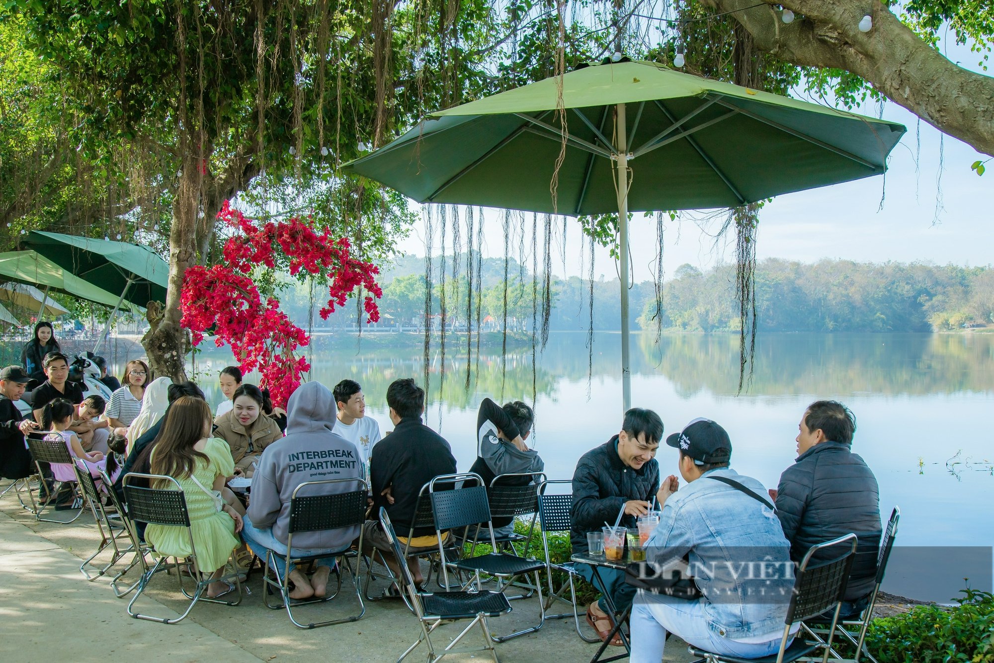 Hồ Trúc – Điểm đến hoang sơ nhưng đầy chất thơ của Đắk Nông - Ảnh 6.