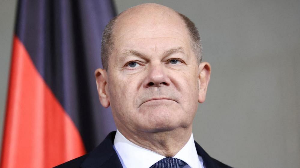 Thủ tướng Đức Scholz bất ngờ phản ứng với yêu cầu của Trump đối với Ukraine - Ảnh 1.