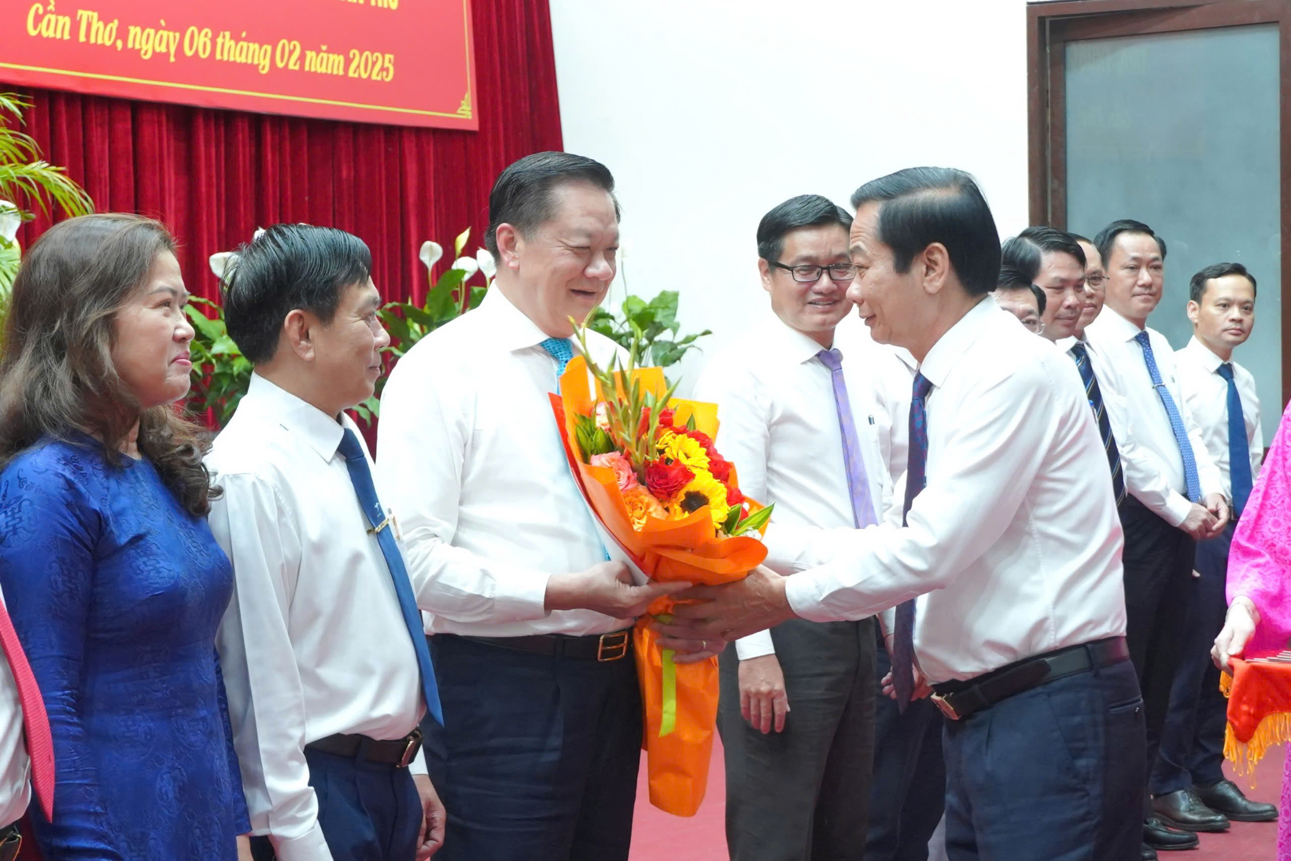 Thành lập Ban Tuyên giáo và Dân vận Thành ủy Cần Thơ- Ảnh 2.