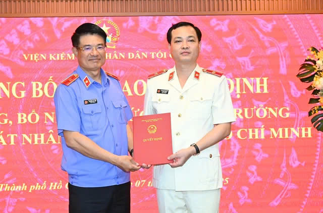VKSND TP.HCM có tân Viện trưởng - Ảnh 1.