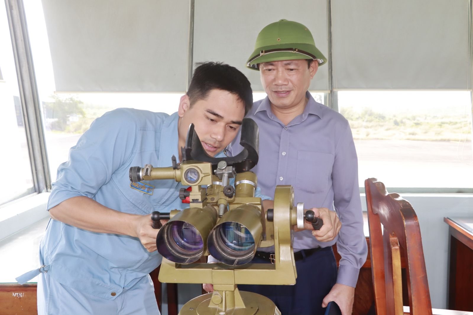 Chủ tịch Bình Định đi "thị sát", ấn định khởi công dự án mở rộng sân bay hơn 3.200 tỷ đồng- Ảnh 2.