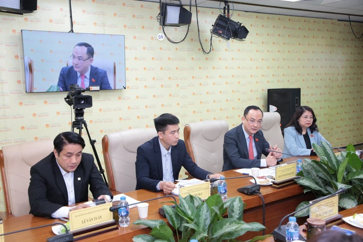 “Luồng gió mới” thúc đẩy nông nghiệp chuyển từ “nâu” sang “xanh” - Ảnh 1.