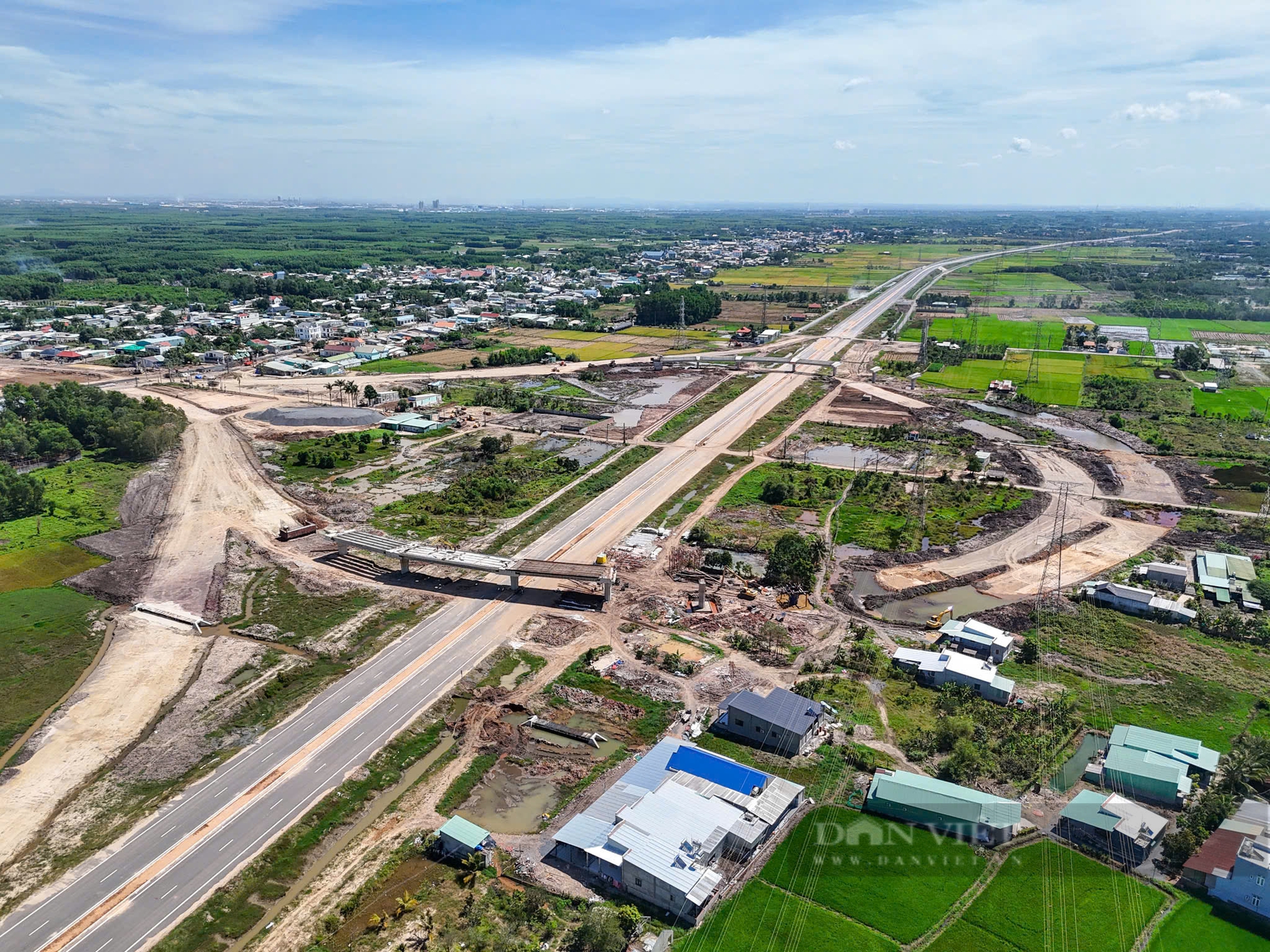 Sắp thông xe cao tốc trị giá hàng chục nghìn tỷ đồng nối từ Đồng Nai đến Long An- Ảnh 3.