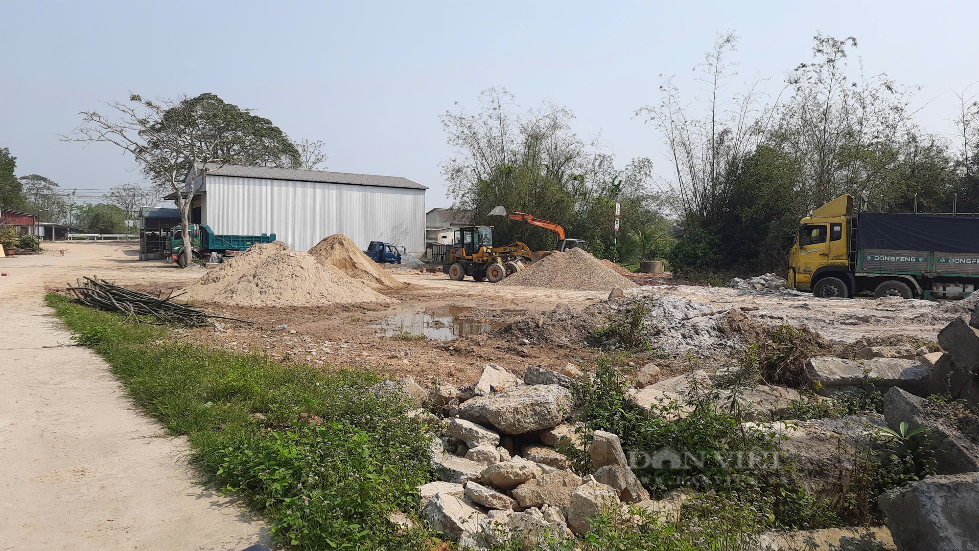 Vụ đất công bị doanh nghiệp sử dụng trái phép, xã “làm ngơ” ở Quảng Trị: Yêu cầu kiểm tra, xử lý nghiêm - Ảnh 1.