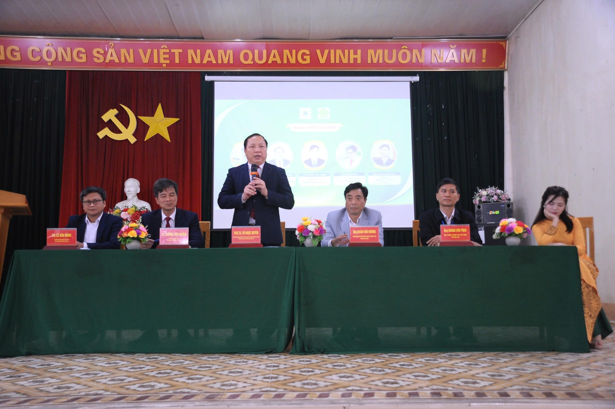 Học viện - Ảnh 1.