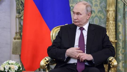 Ông Putin tuyên bố Nga sẵn sàng ngừng bắn - Ảnh 1.