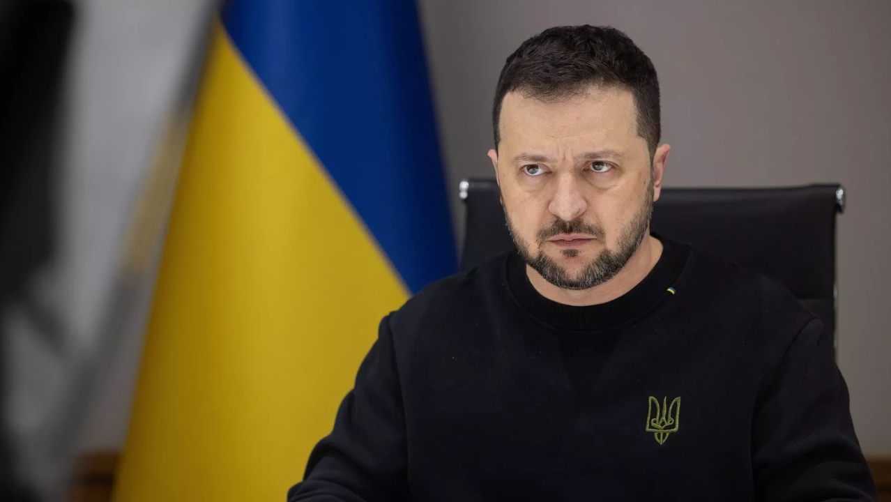 Chính trị gia Ukraine cảnh báo điều kinh hoàng ông Zelensky sẵn sàng làm - Ảnh 1.