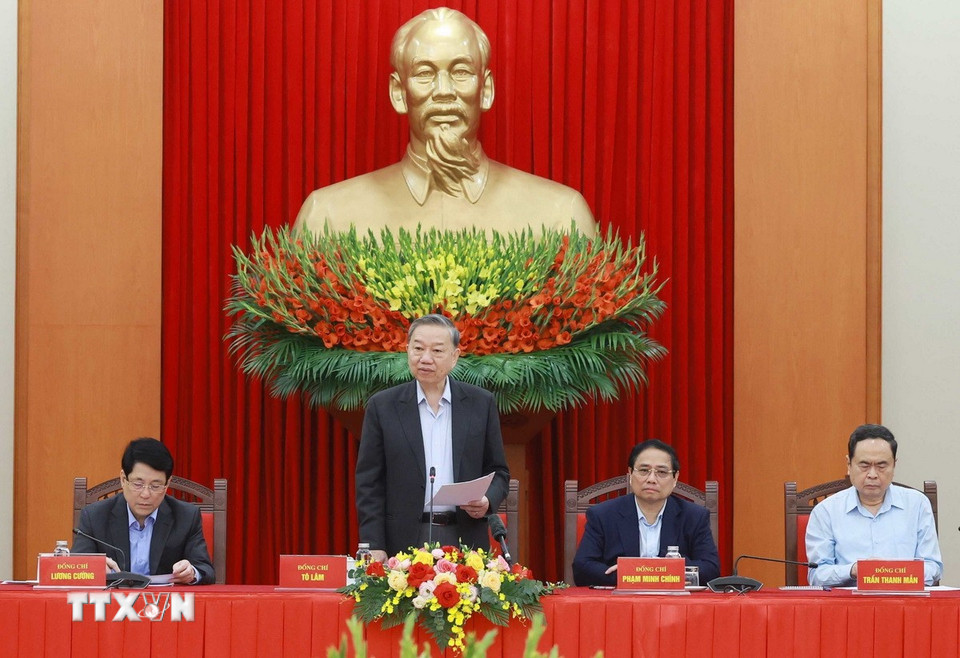 Tổng Bí thư Tô Lâm chủ trì họp Tiểu ban Văn kiện Đại hội XIV của Đảng - Ảnh 3.