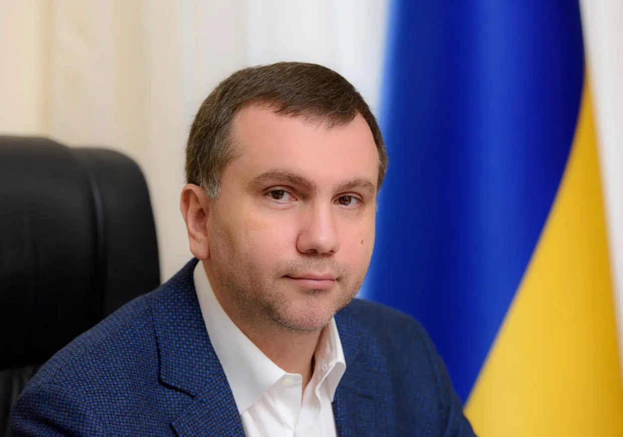 Thẩm phán khét tiếng Ukraine bị sa thải vì thành lập tổ chức tội phạm, thâu tóm quyền lực - Ảnh 1.