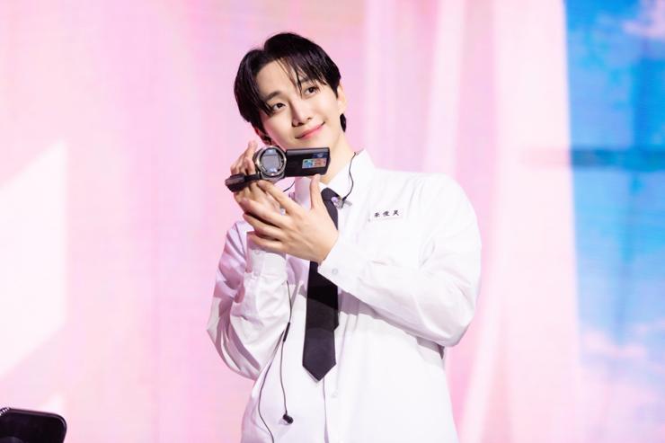 Lee Jun-ho (2PM) rời công ty quản lý sau 17 năm- Ảnh 1.