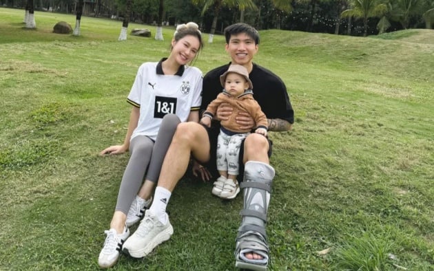 Chấn thương dai dẳng mãi chưa lành, Đoàn Văn Hậu phản ứng thế nào? - Ảnh 1.