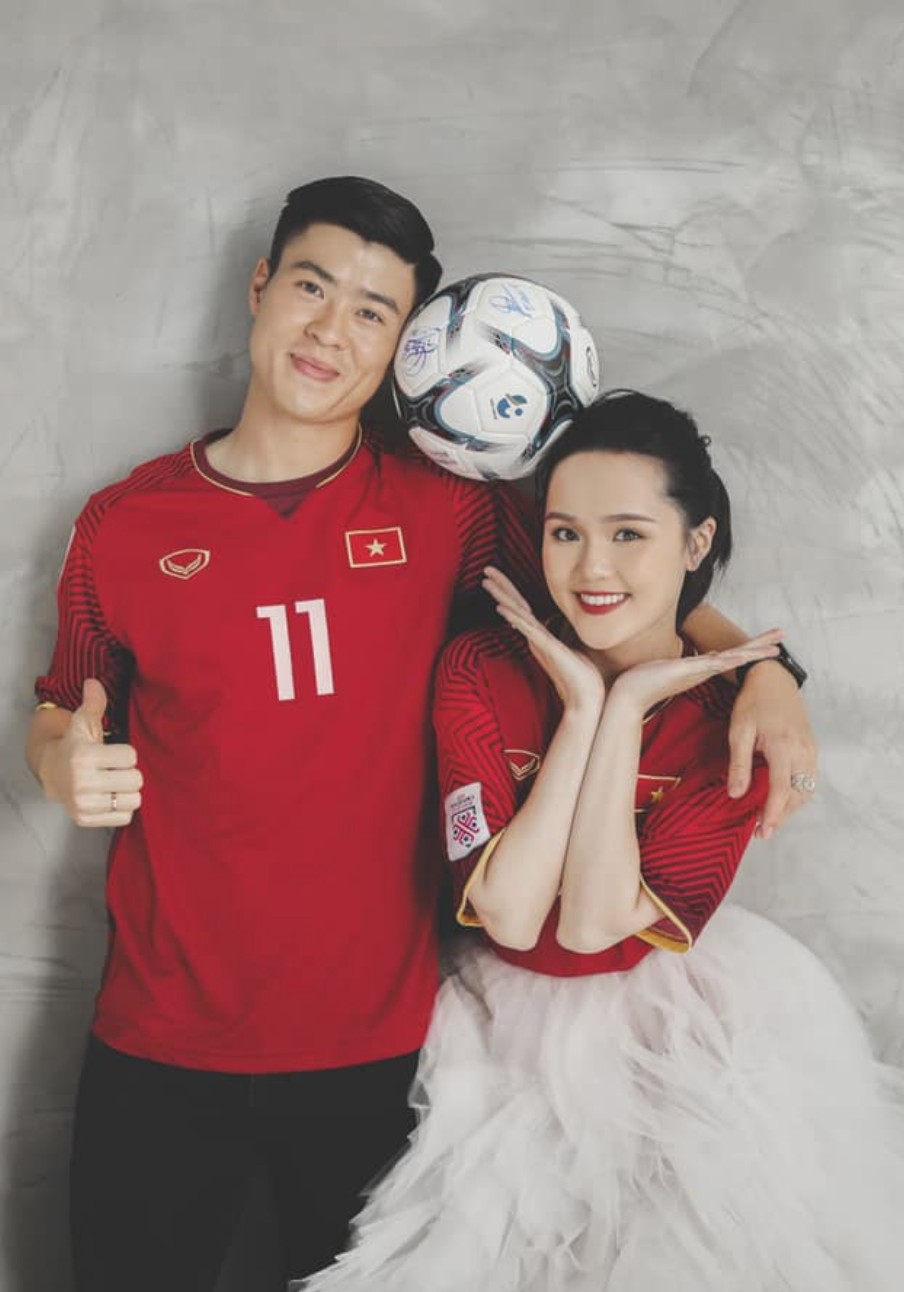 Những tiểu thư "lá ngọc cành vàng" là vợ của các cầu thủ danh tiếng - Ảnh 1.