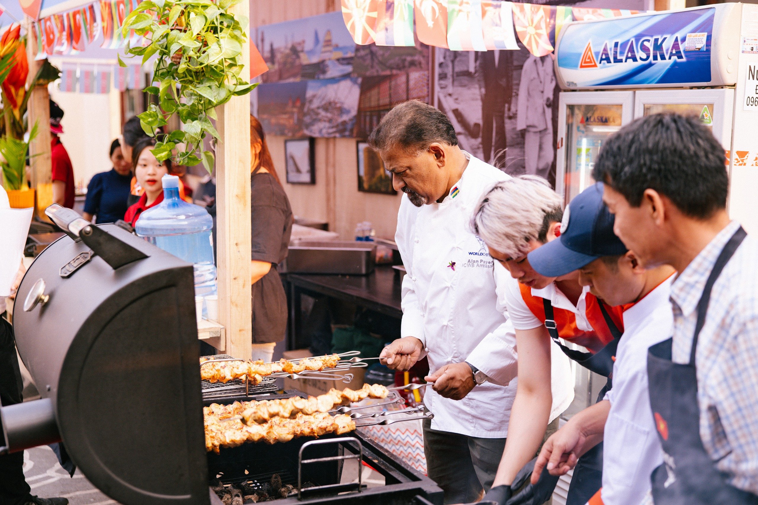 Khai mac lễ hội BBQ quốc tế tại Ocean City: 150 món nướng, 120 loại bia thủ công đến từ 15 quốc gia - Ảnh 5.