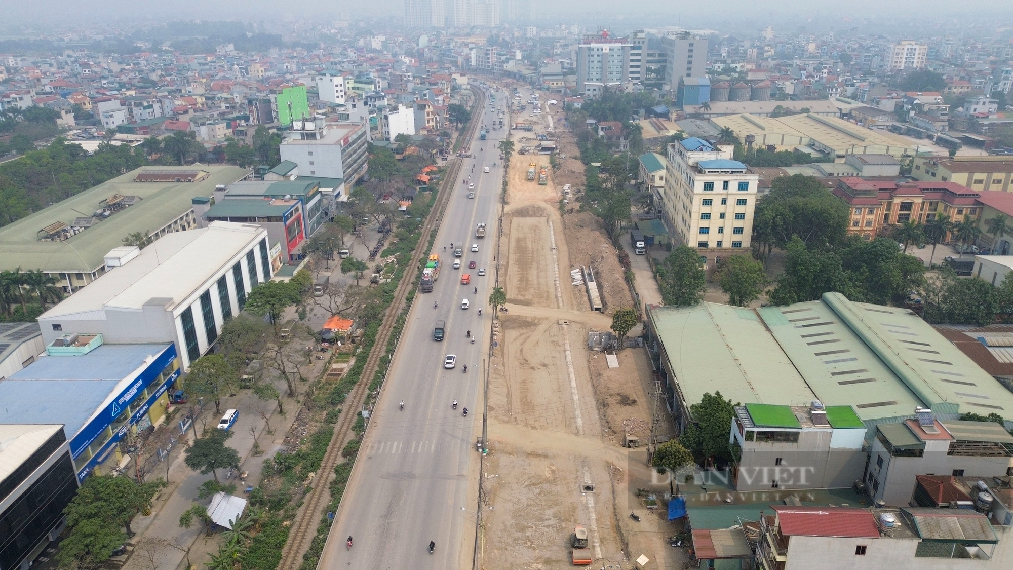 Toàn cảnh tuyến đường cửa ngõ huyết mạch Hà Nội 15 năm vẫn chưa làm xong 4,8 km - Ảnh 1.