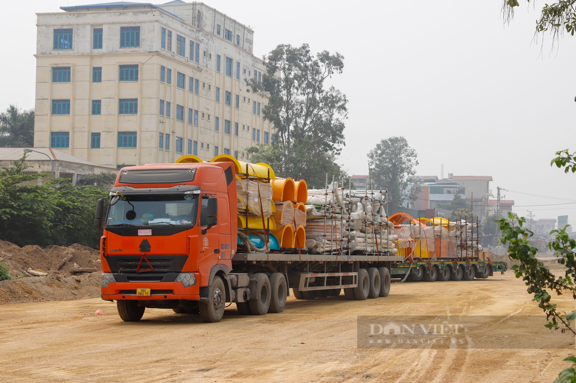 Toàn cảnh tuyến đường cửa ngõ huyết mạch Hà Nội 15 năm vẫn chưa làm xong 4,8 km - Ảnh 11.