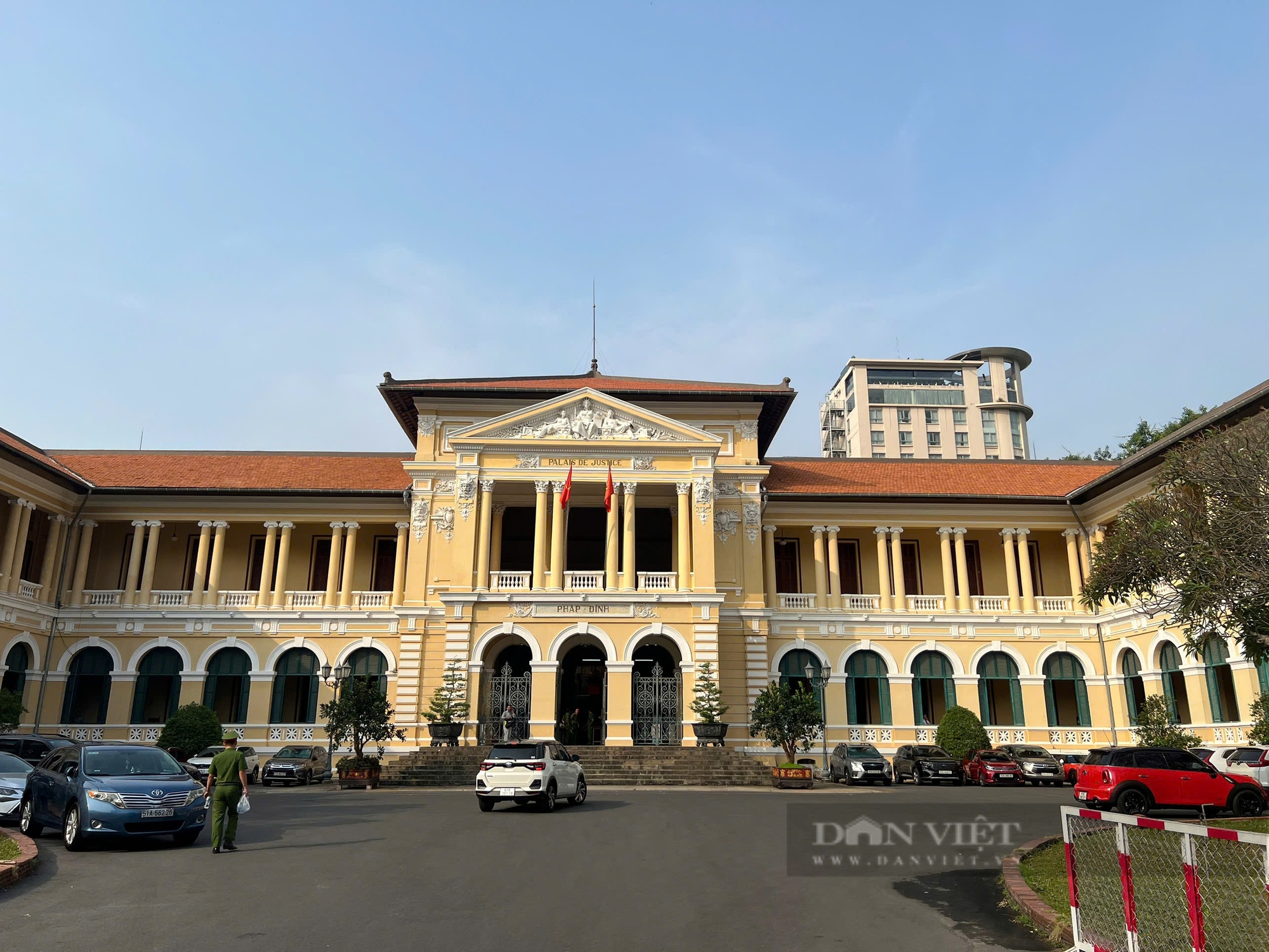 Cựu Chủ tịch tỉnh An Giang Nguyễn Thanh Bình hầu tòa trong vụ "cát tặc" của đại gia miền Tây- Ảnh 1.