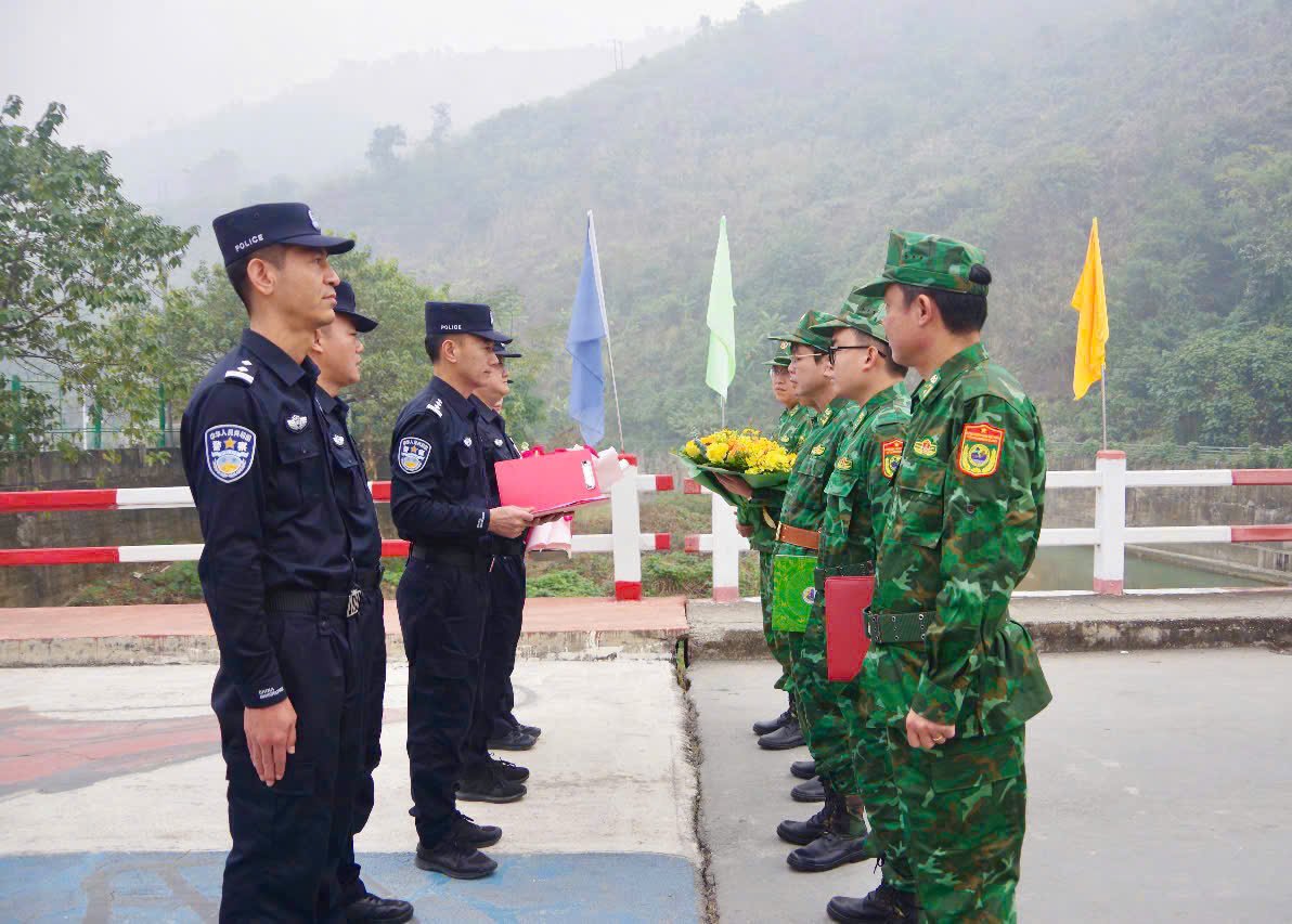 Hầu hết các tỉnh dự kiến không phải sáp nhập có đường biên giới với nước ngoài, đơn vị hành chính hiện thế nào? - Ảnh 1.