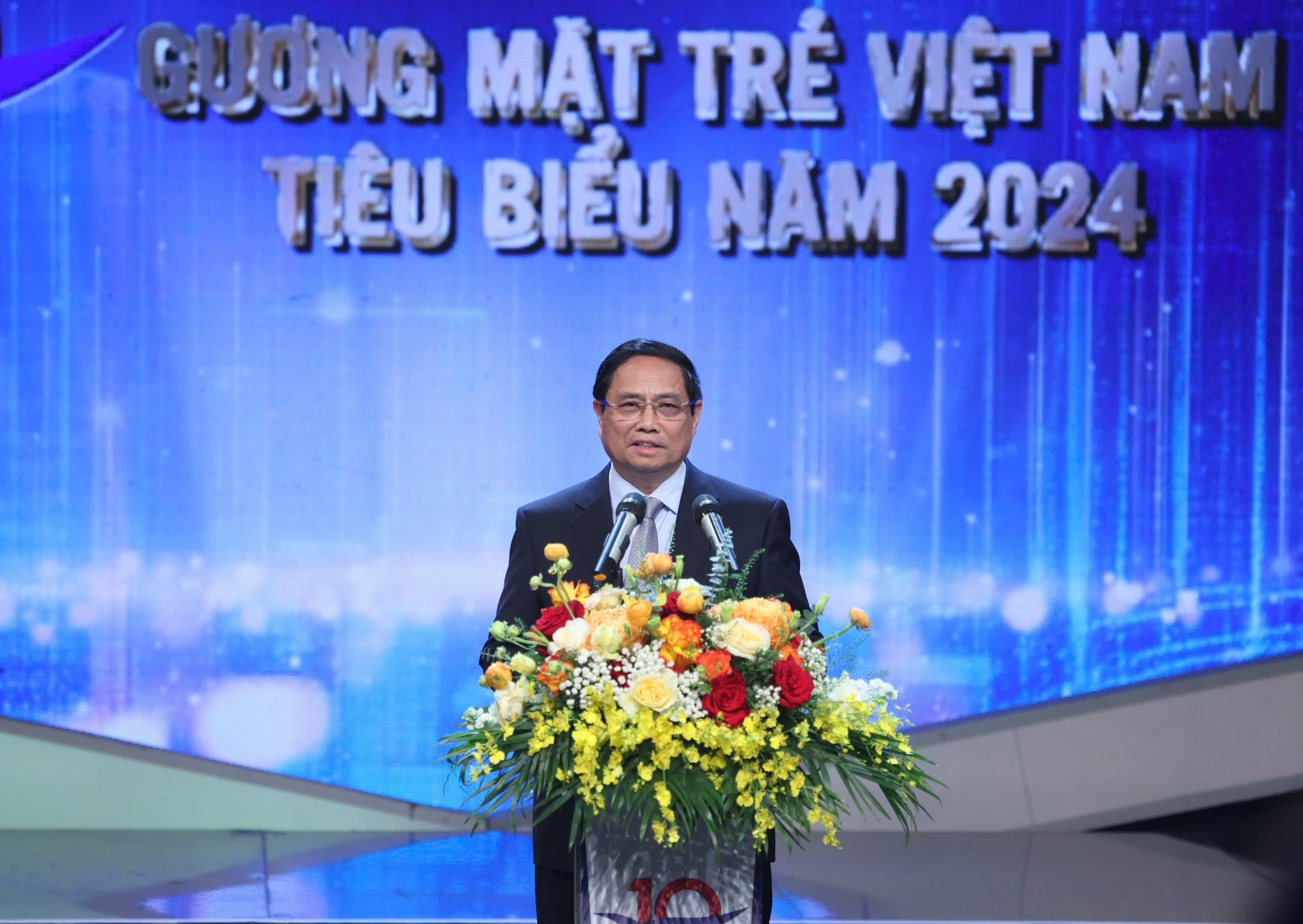 Trọng trách của thanh niên - Ảnh 1.