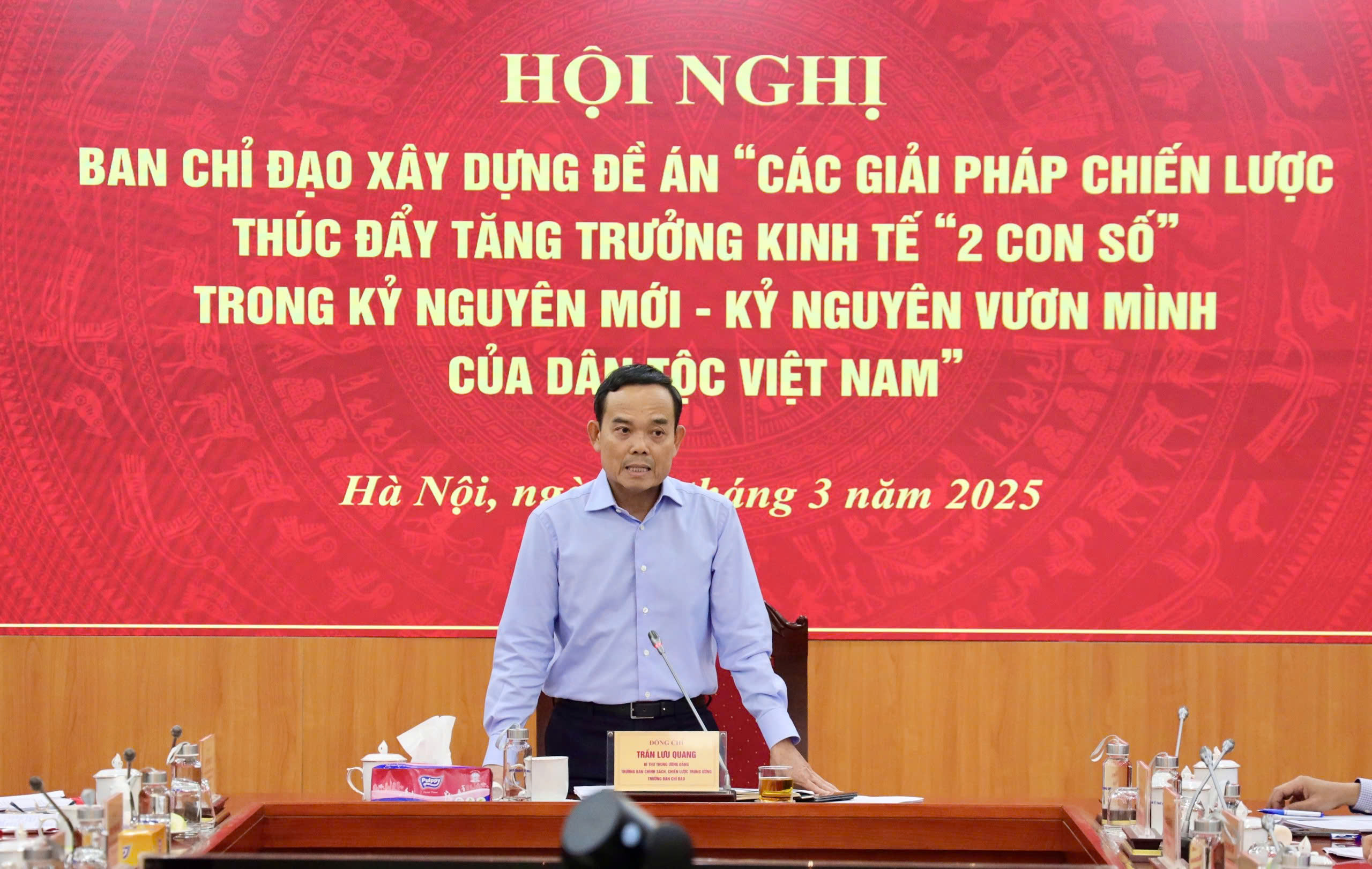 Trưởng Ban Chính sách, chiến lược Trung ương Trần Lưu Quang chủ trì Hội nghị Ban Chỉ đạo xây dựng Đề án quan trọng - Ảnh 2.