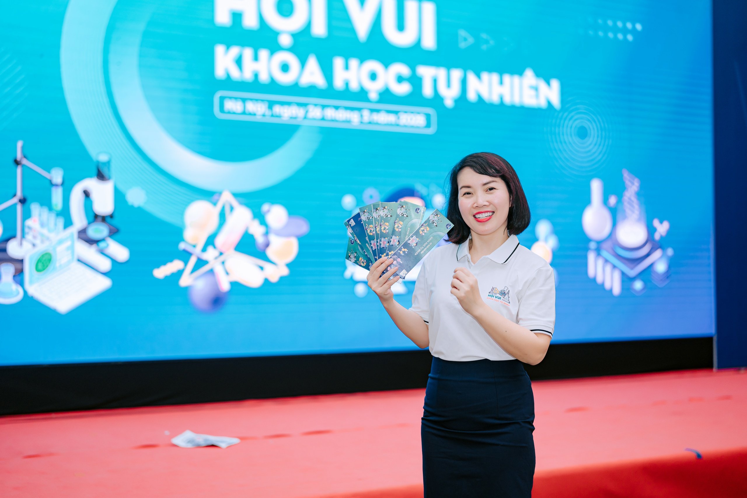 Hiệu phó THPT Chuyên Ngoại ngữ: "Các môn Khoa học Tự nhiên chỉ ý nghĩa khi đem lại niềm vui đích thực cho người học" - Ảnh 1.