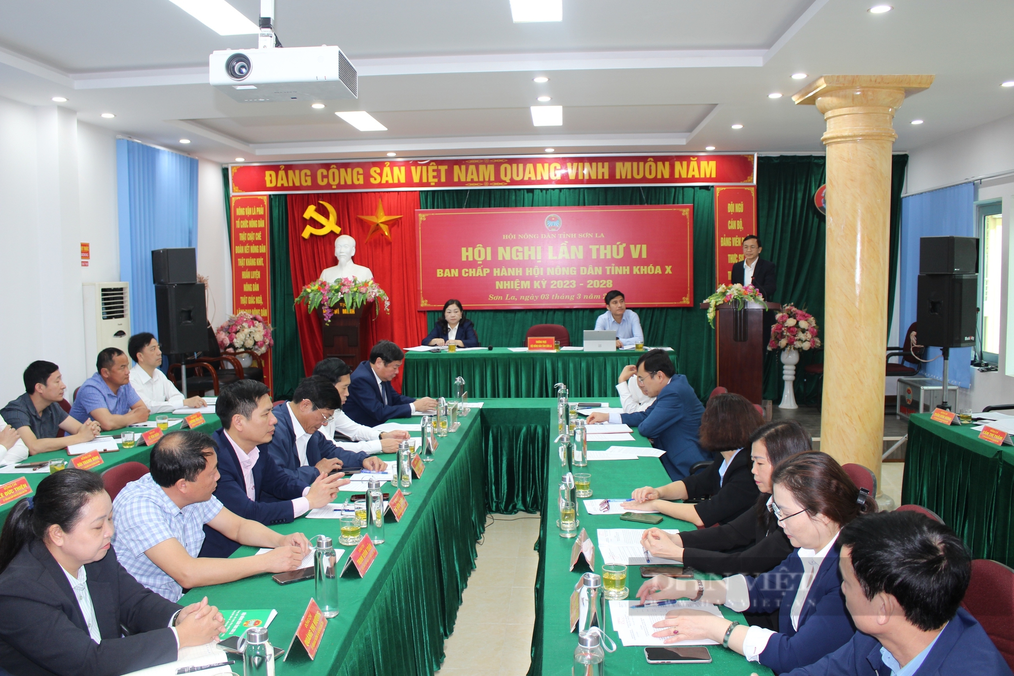 Ông Vũ Đức Thuận được bầu giữ chức Chủ tịch Hội Nông dân tỉnh Sơn La - Ảnh 1.