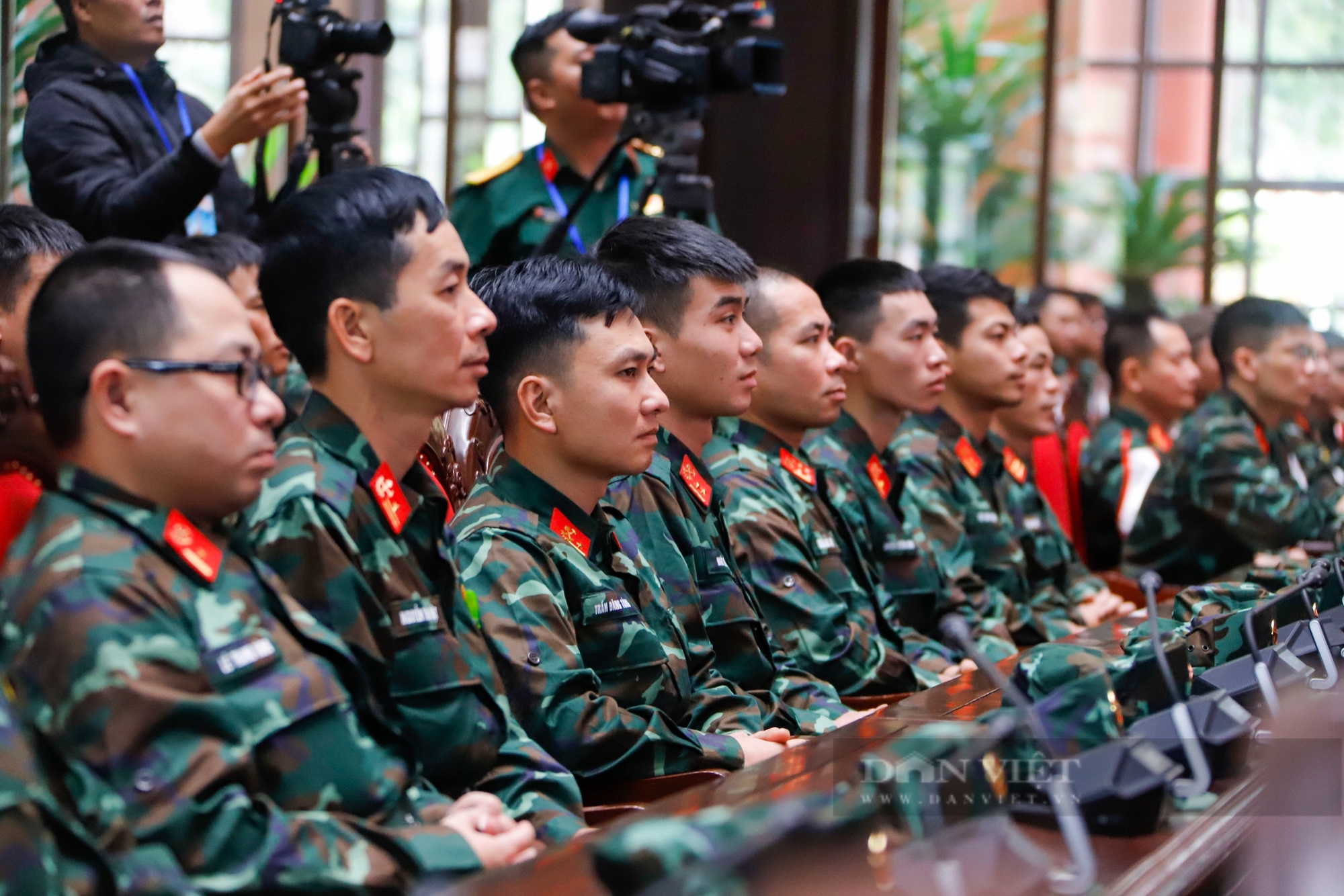 Hình ảnh lực lượng quân đội đặc biệt của Việt Nam lên đường khắc phục hậu quả động đất tại Myanmar- Ảnh 6.