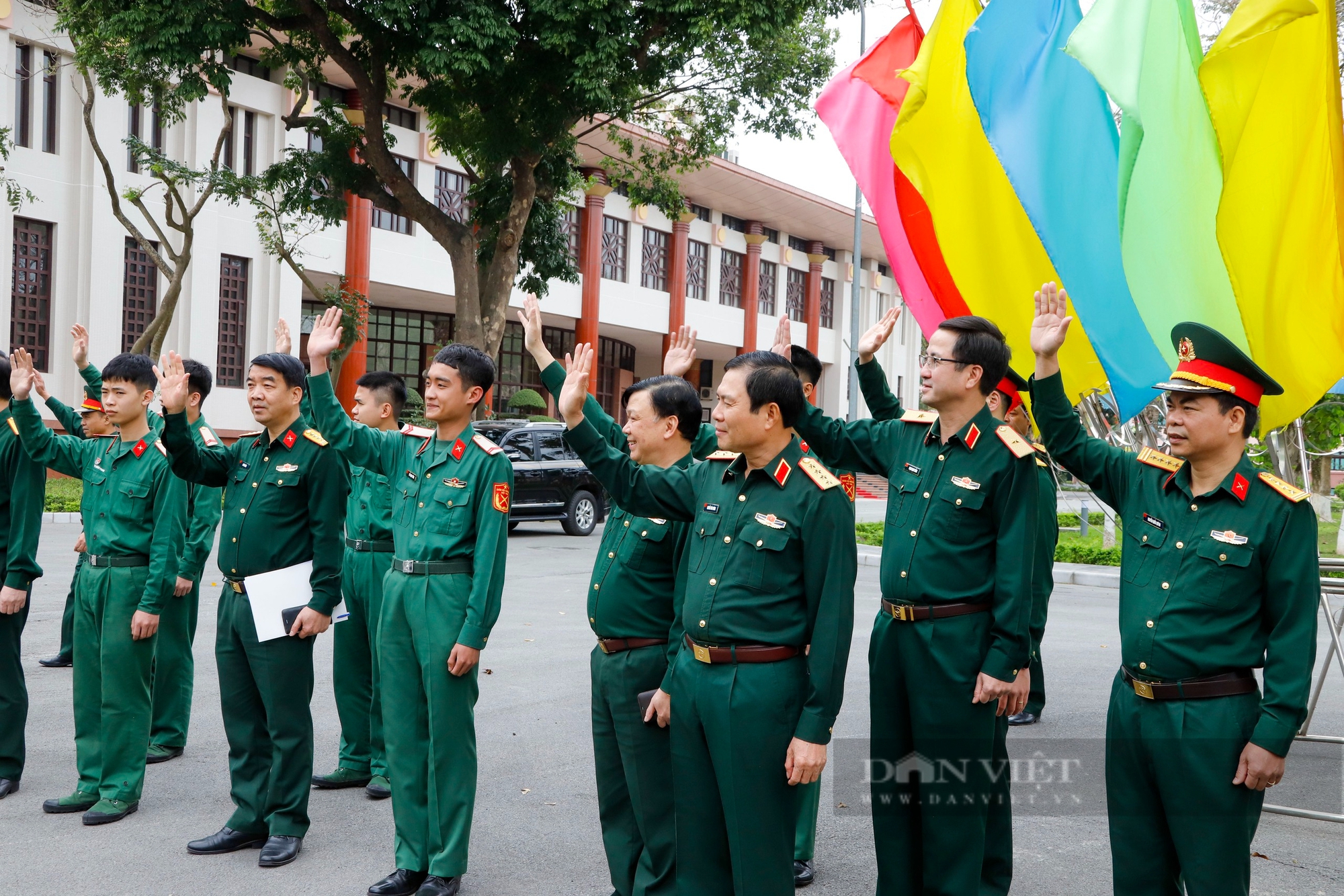 Hình ảnh lực lượng quân đội đặc biệt của Việt Nam lên đường khắc phục hậu quả động đất tại Myanmar- Ảnh 10.
