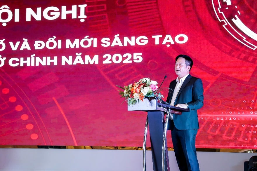 Agribank dồn toàn lực cho đổi mới sáng tạo, khoa học công nghệ và chuyển đổi số. - Ảnh 2.