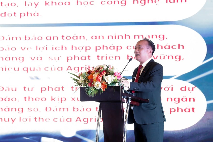 Agribank dồn toàn lực cho đổi mới sáng tạo, khoa học công nghệ và chuyển đổi số. - Ảnh 5.
