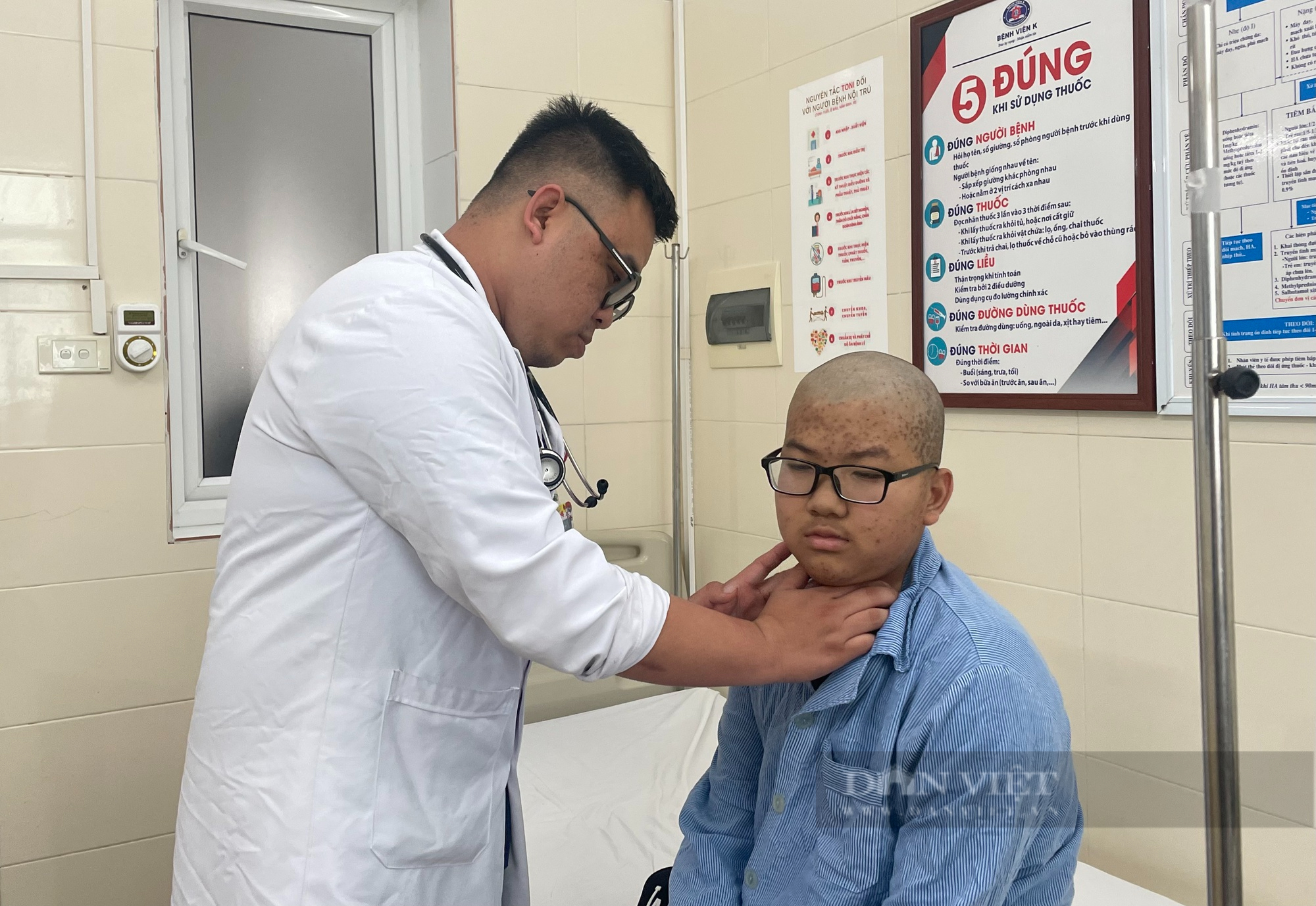 Hộ nghèo Trần Văn Nghĩa: Chật vật chăm vợ bệnh tim, con trai u hạch, người đàn ông bế tắc!- Ảnh 5.