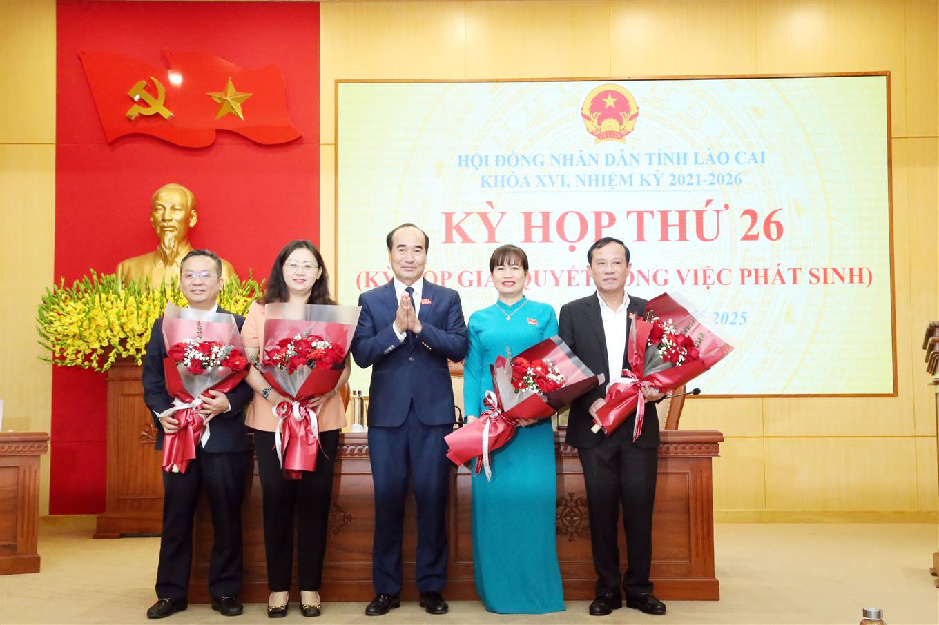 Lào Cai có tân Phó Chủ tịch UBND tỉnh - Ảnh 4.