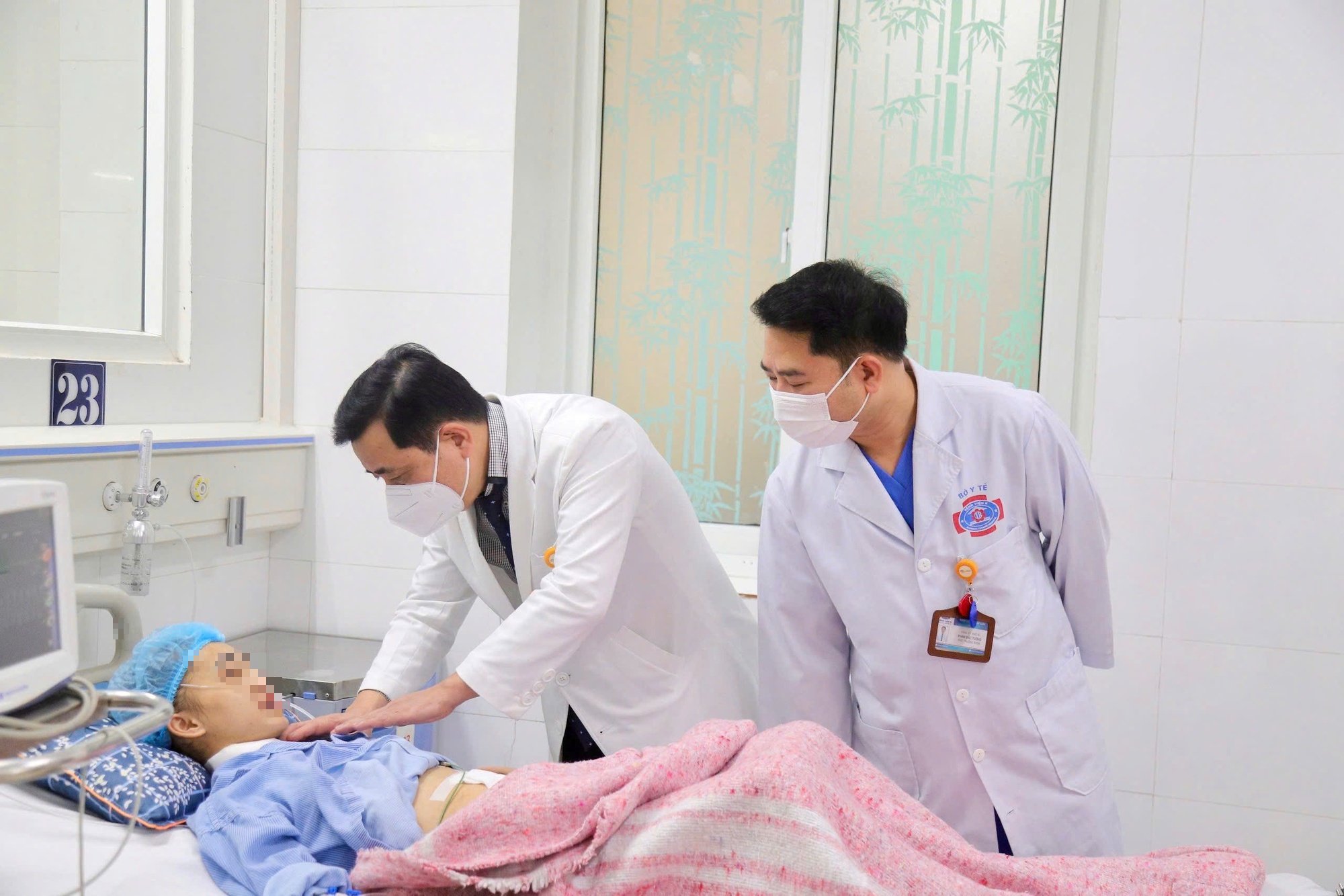 Người mẹ ung thư chịu đựng mọi cơn đau để con chào đời khỏe mạnh - Ảnh 3.