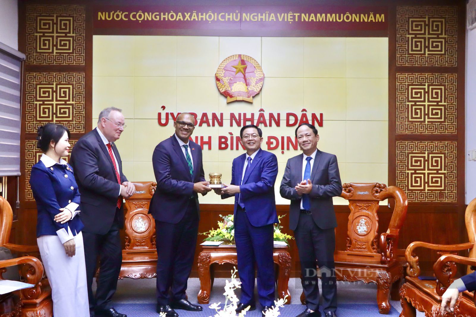 Cuộc gặp mới nhất của Bí thư, Chủ tịch Bình Định và Tập đoàn PNE bàn về dự án điện gió 4,6 tỷ USD- Ảnh 3.
