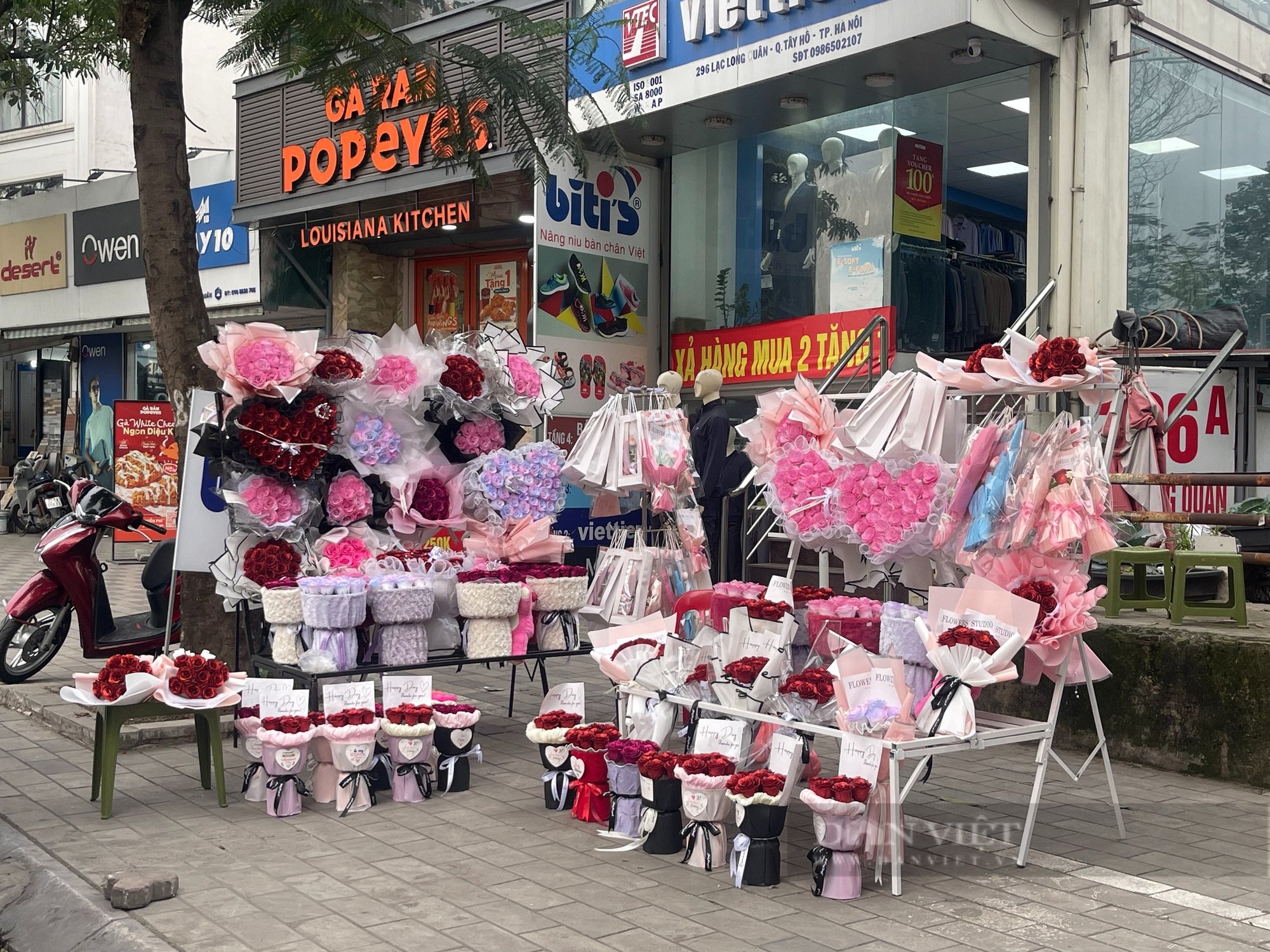 Hoa “ăn được” lên ngôi, nhiều cửa hàng dừng đơn từ sớm dịp 8/3 - Ảnh 19.