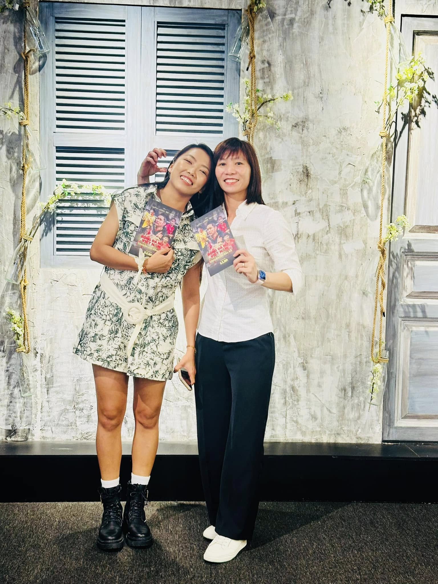 Trần Thị Thùy Trang: "Sau World Cup ba mẹ muốn tôi nghỉ bóng đá" - Ảnh 5.