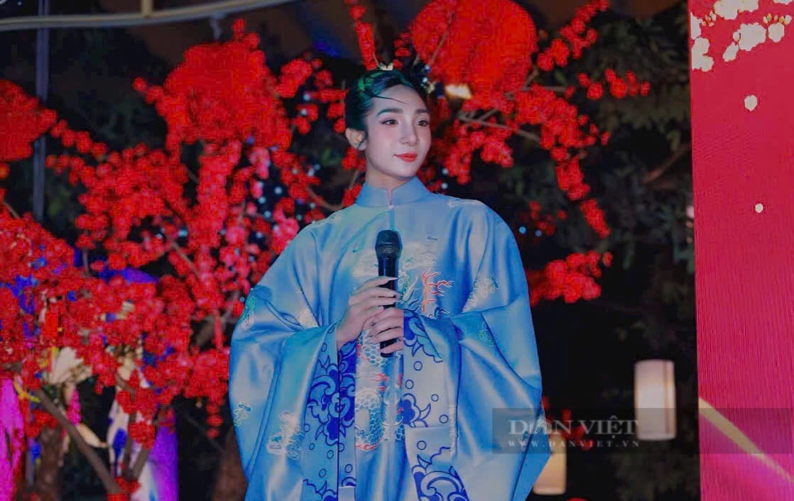 Từ nước mắt đến nụ cười: Nữ bác sĩ chuyển giới đam mê hát chèo và mong ước giản dị ngày 8/3 - Ảnh 4.