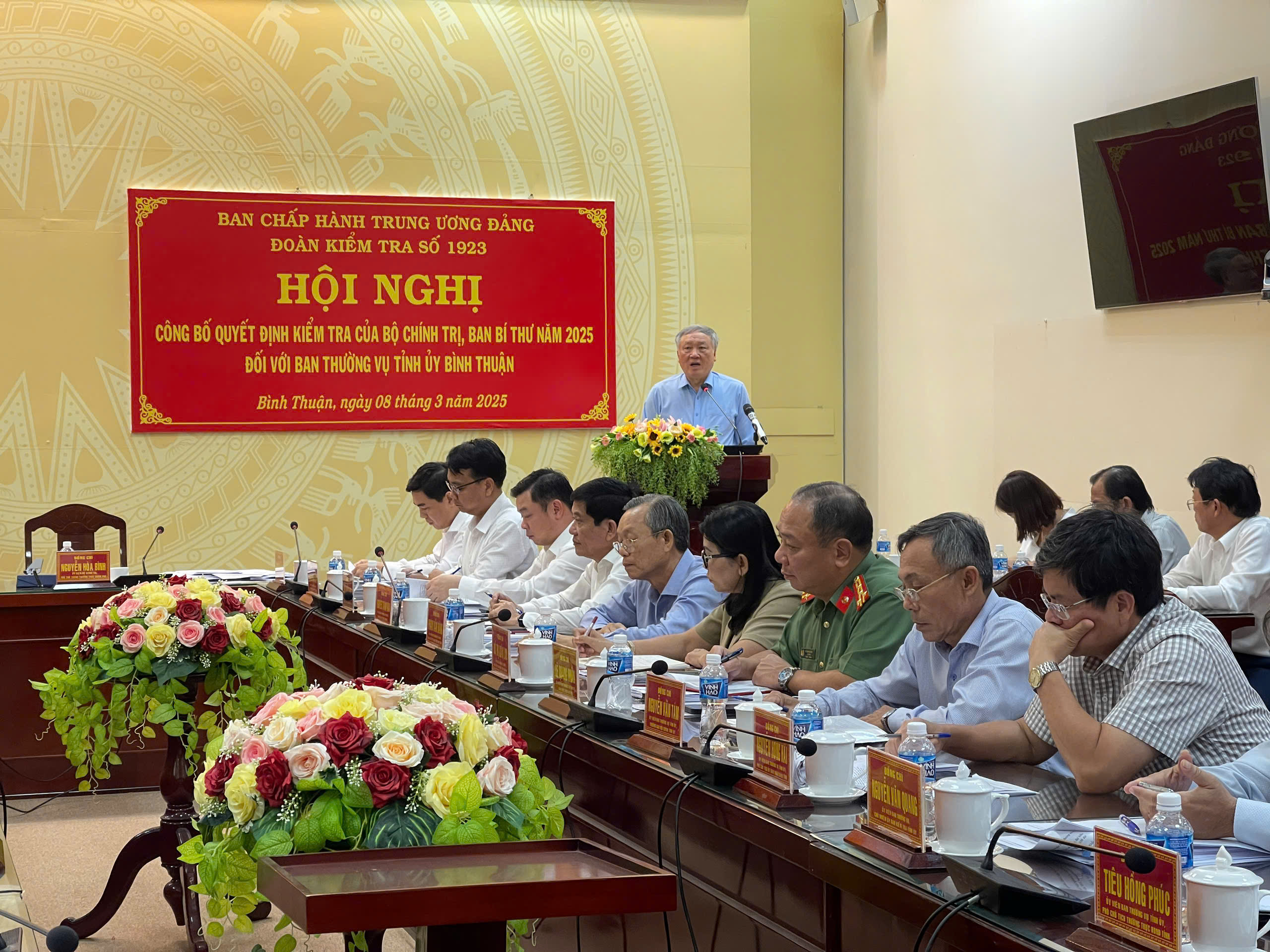 Bộ Chính trị làm việc với Ban Thường vụ Tỉnh ủy Bình Thuận - Ảnh 3.