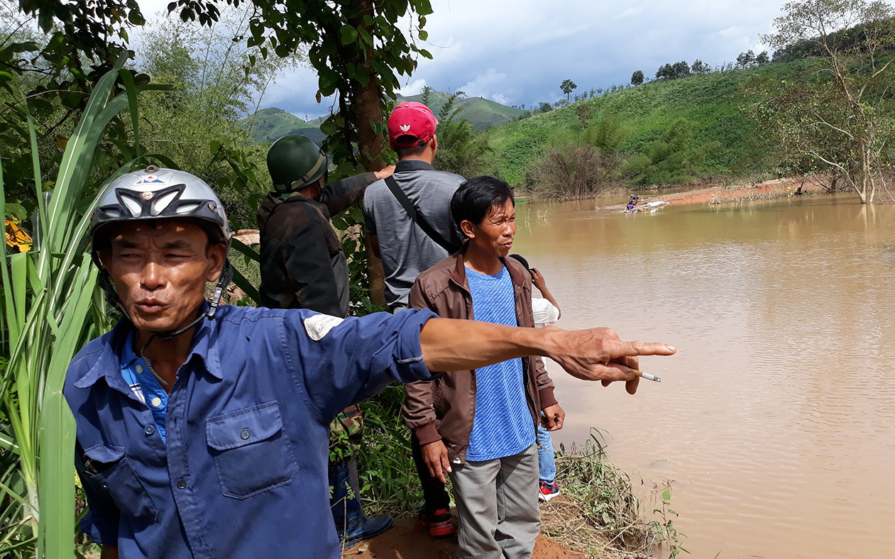 Kon Tum: Thủy điện tích nước &quot;vô lối&quot; gây ngập bàn thờ nhà dân, bị cô lập dân hoang mang, bất bình