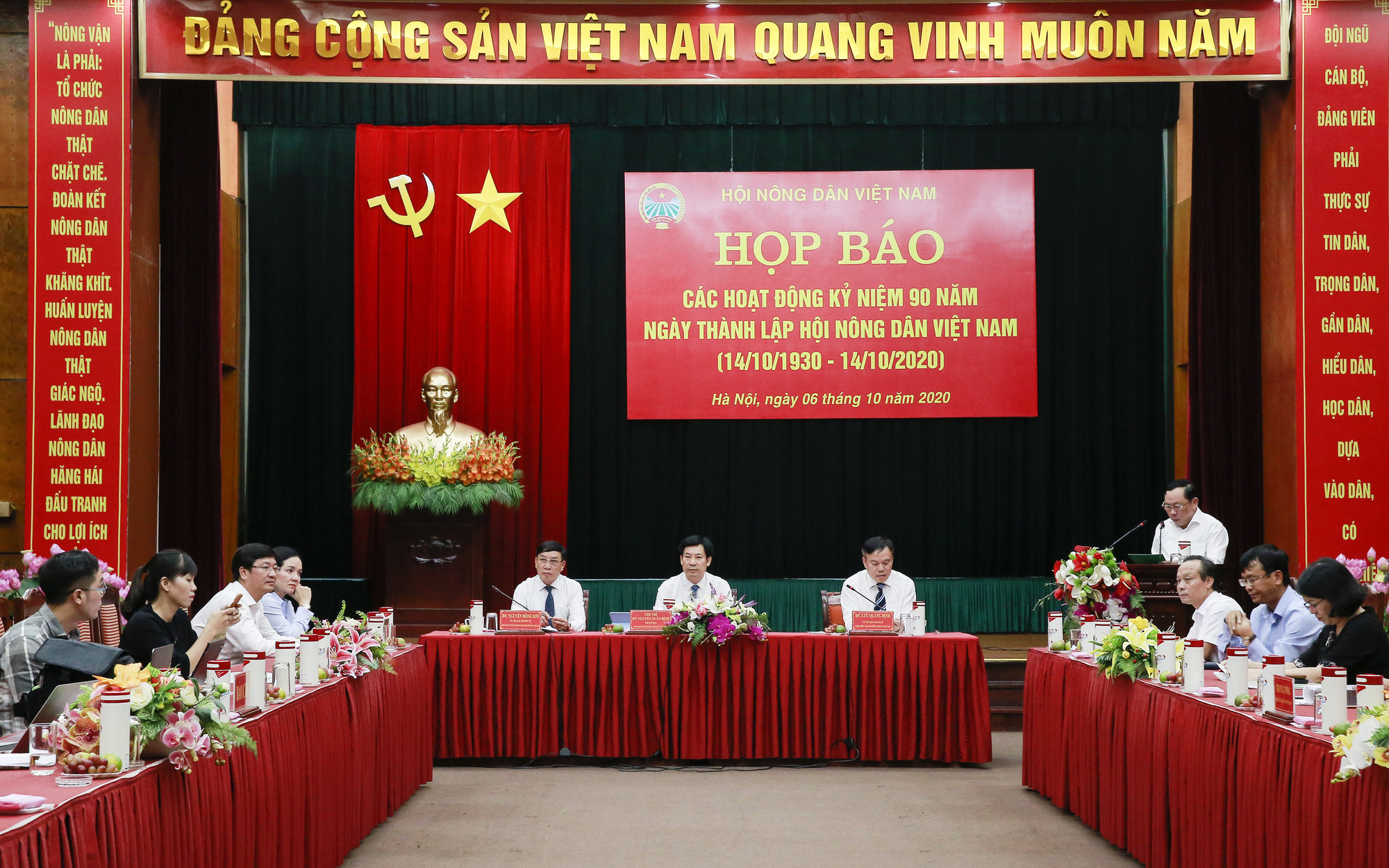 Họp báo các hoạt động kỷ niệm 90 năm thành lập Hội Nông dân VN: Tôn vinh những bông hoa đẹp